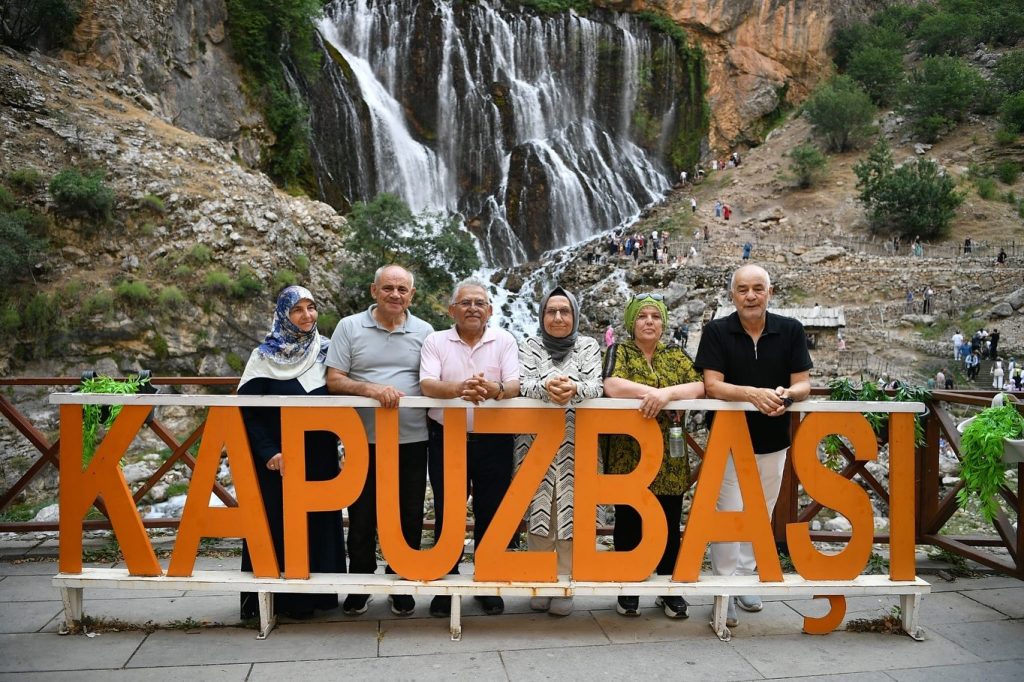 Başkan Büyükkılıç: “Kapuzbaşı, Türkiye’nin Niagarası”