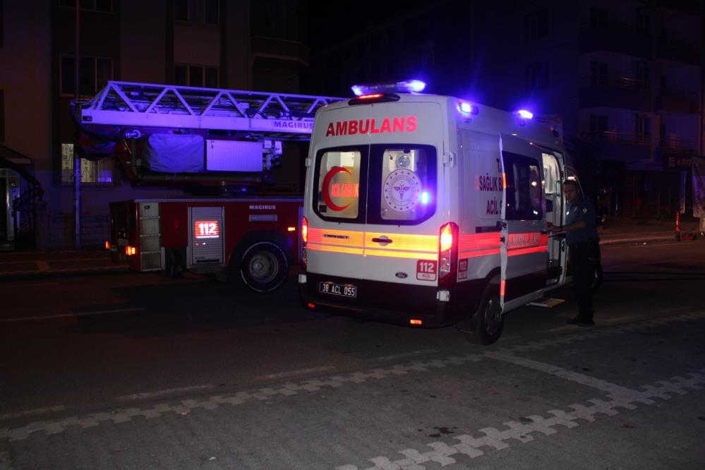 Polisin dikkati faciayı önledi… Yatarken içtiği sigara sonu oluyordu