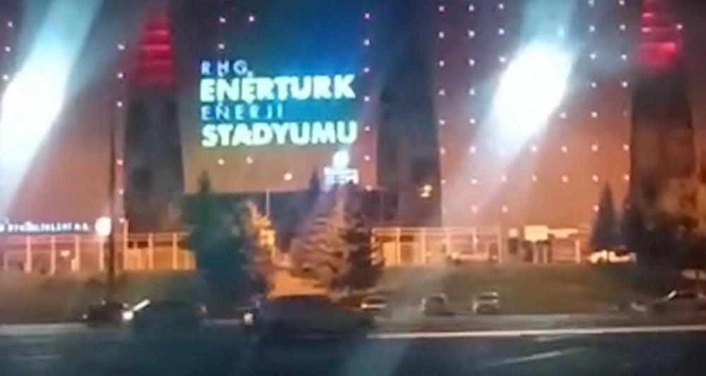 Kayseri’de drift yapan kadın sürücüye 48 bin TL ceza kesildi
