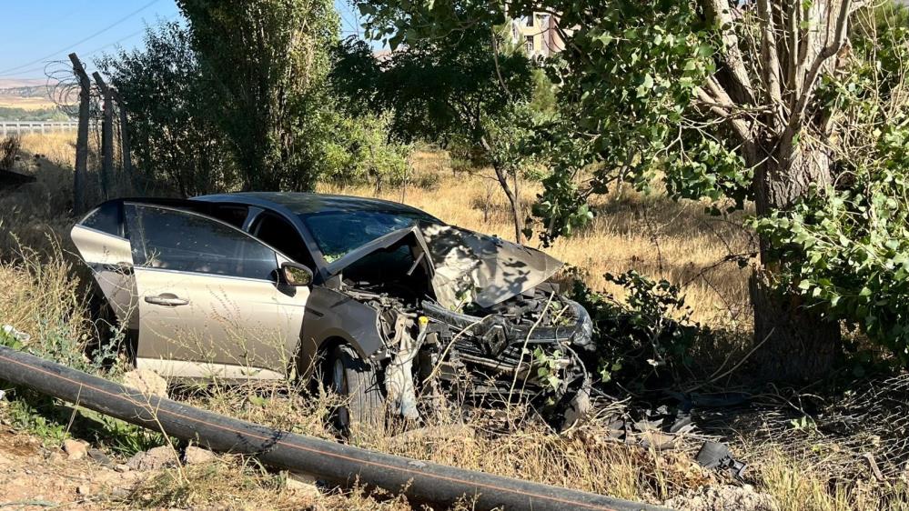 Kayseri’de Trafik Kazası: 2 Kişi Yaralandı