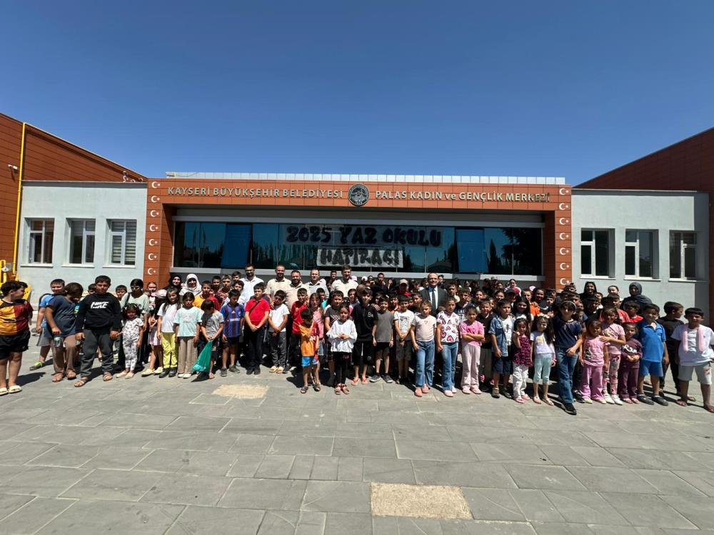 Kentin 6’ncı Üniversitesi KAYMEK’te Yaz Finali