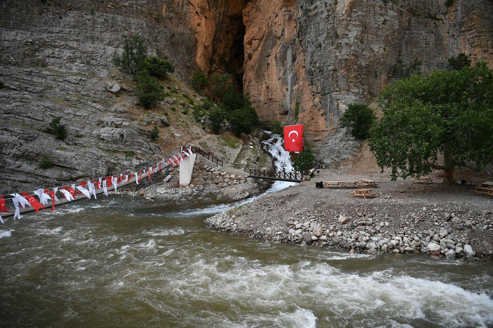 Şelaleler Diyarı Yahyalı, Turizm ve Yatırımlarla Büyüyor