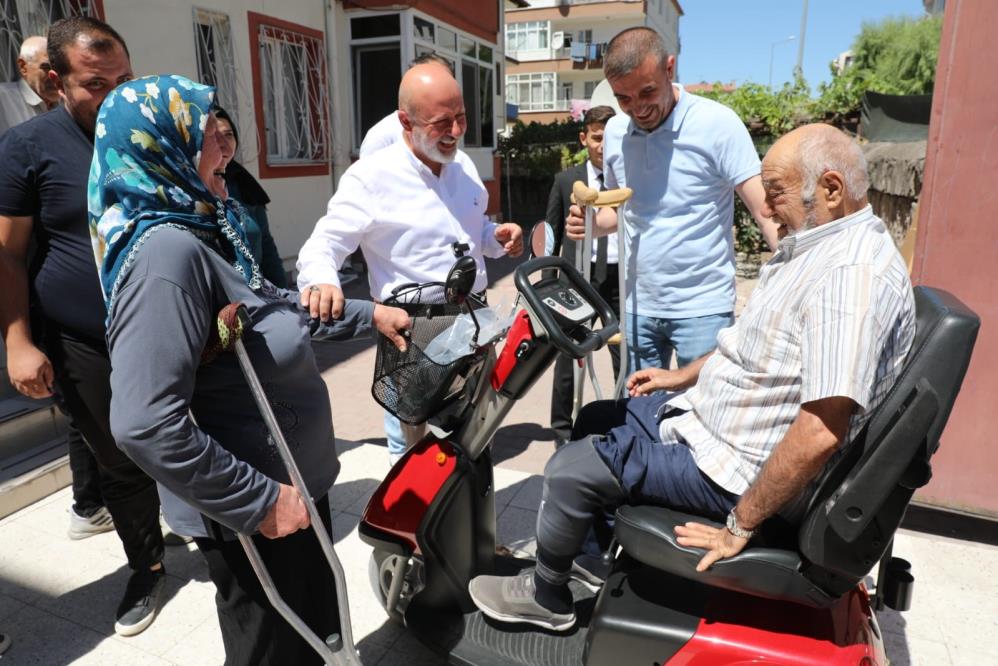 Başkan Çolakbayrakdar: “Hemşehrilerimizin Hayatına Değer Katıyoruz”