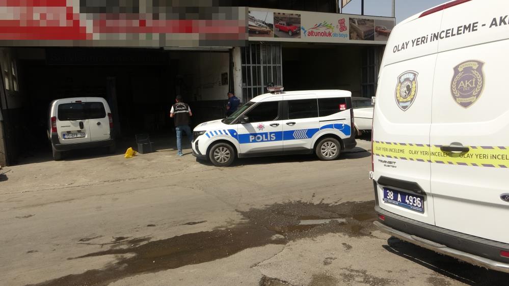 Su içmek için girdiği işyerinde tabancayla vuruldu