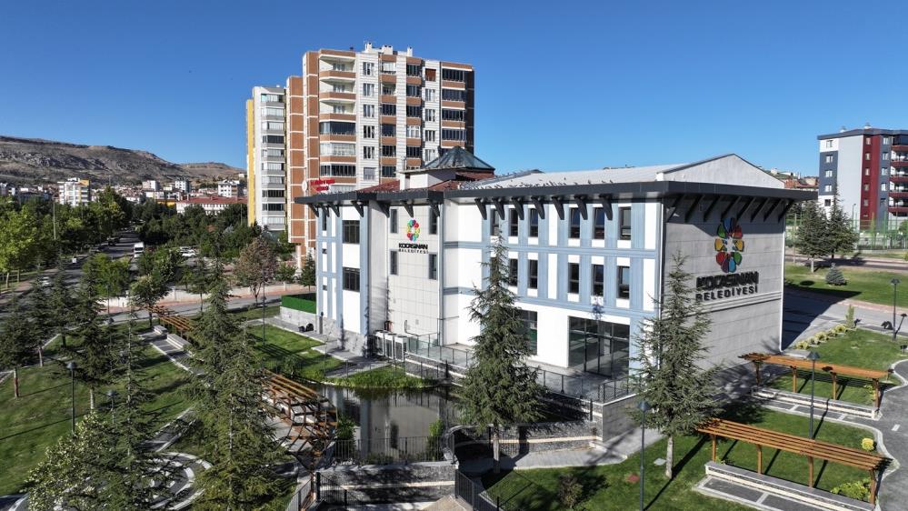 Çolakbayrakdar’dan Kayseri’ye Türkiye’nin ‘en görkemli’ kütüphanesi