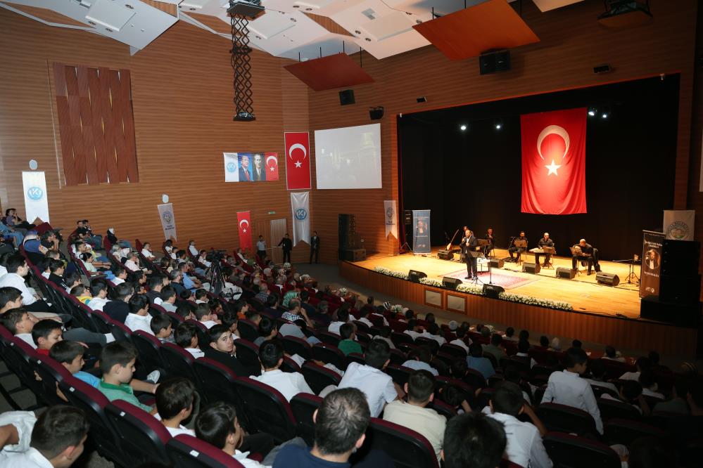 Talas’ta Mevlid-i Nebi Haftası’na özel Necip Karakaya konseri
