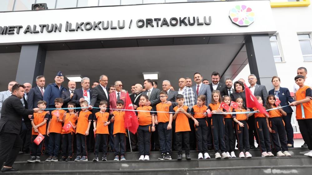 Başkan Çolakbayrakdar: “Eğitime yapılan yatırım, geleceğe yapılan yatırımdır”