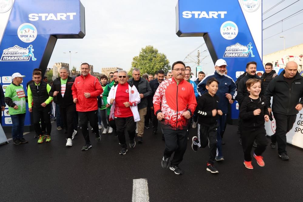 Büyükkılıç’tan maratona davet