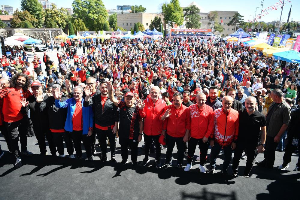 Büyükşehir ile spor dolu bir hafta: Kayseri koştu, Türkiye koştu, dünya koştu