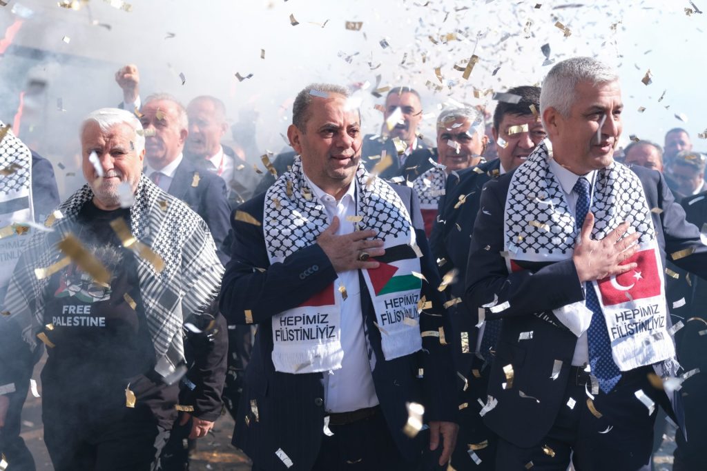 DEĞİRMENCİ: “ÖZÇELİK-İŞ KARABÜK’TÜR, KARABÜK ÖZÇELİK-İŞ’TİR”