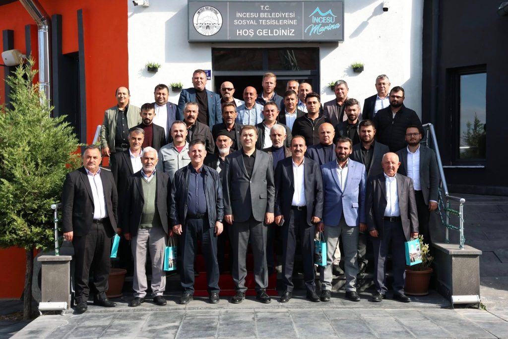 Başkan İlmek, Muhtarlarla bir araya geldi
