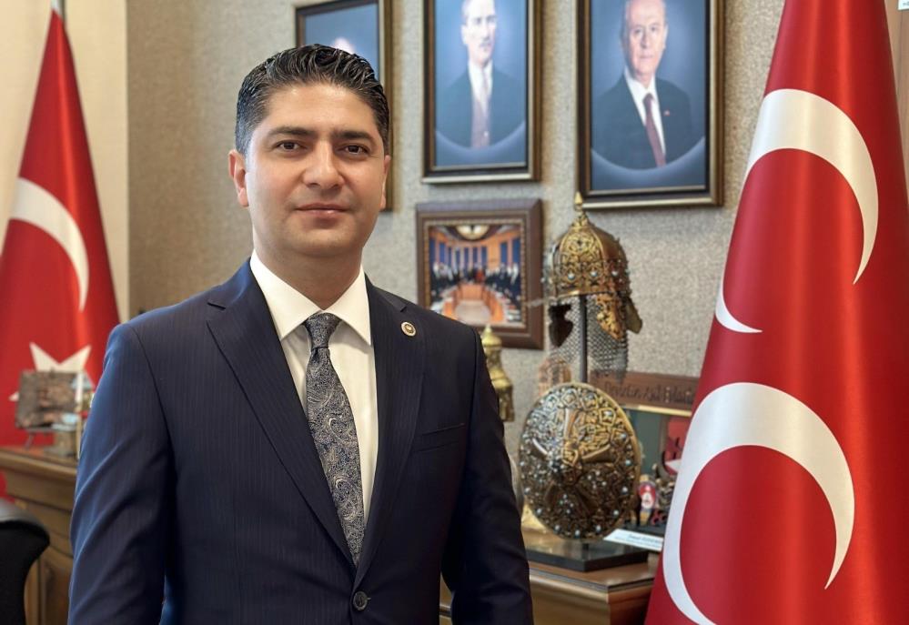 Özdemir’den Kayseri Lisesi’ne ‘İstiklal Madalyası’ teklifi