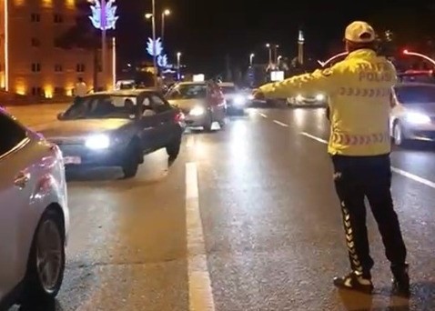 Kayseri’de 66 noktada huzur operasyonu: Aranan 73 kişi yakalandı