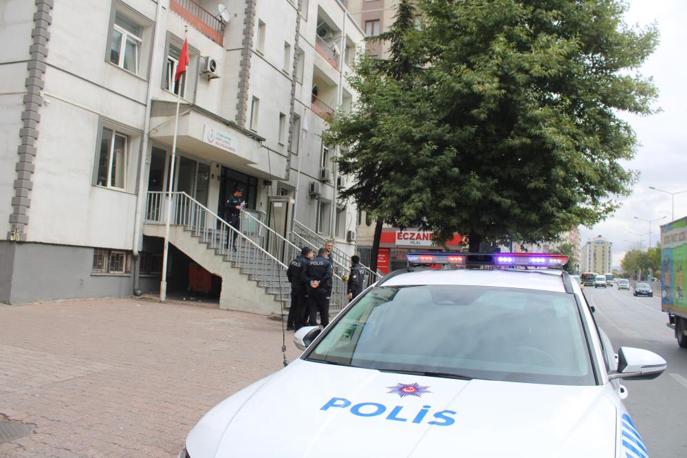 Kayseri’de sağlık merkezinde sıra kavgası: 3 yaralı