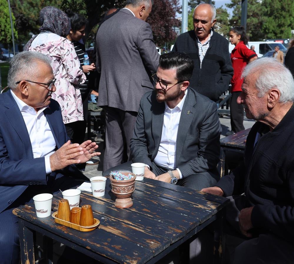 Başkan Büyükkılıç’tan Hunat Esnafına ziyaret