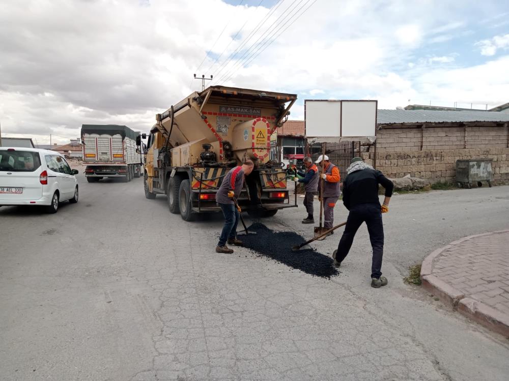 Kırsal mahalle yollarına kış öncesi konfor ve güvenlik dokunuşu