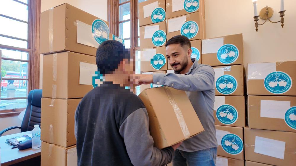 AKİB’den minik yüreklere sıcak dokunuş