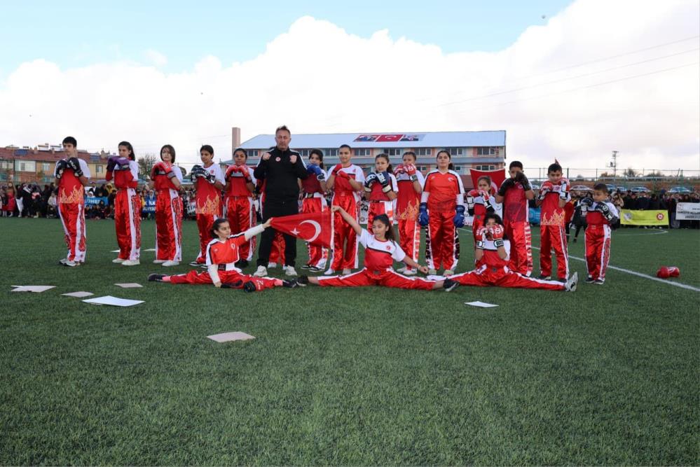 Bünyan ve Tomarza’da 29 Ekim coşkusu