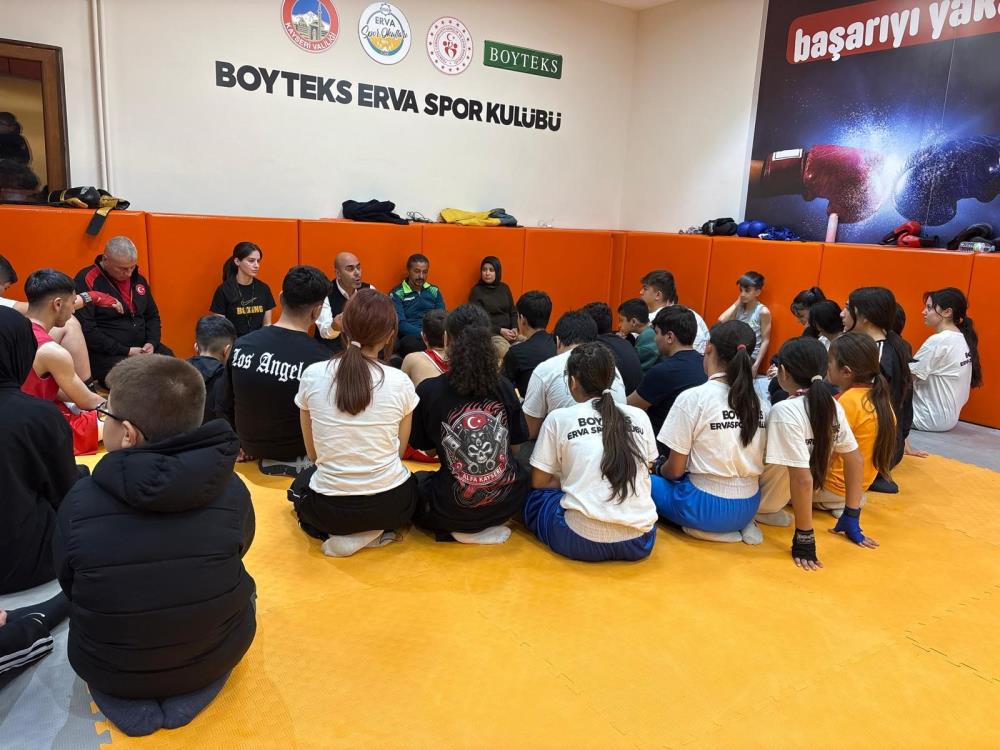 ERVA sporcularına değerler eğitimi