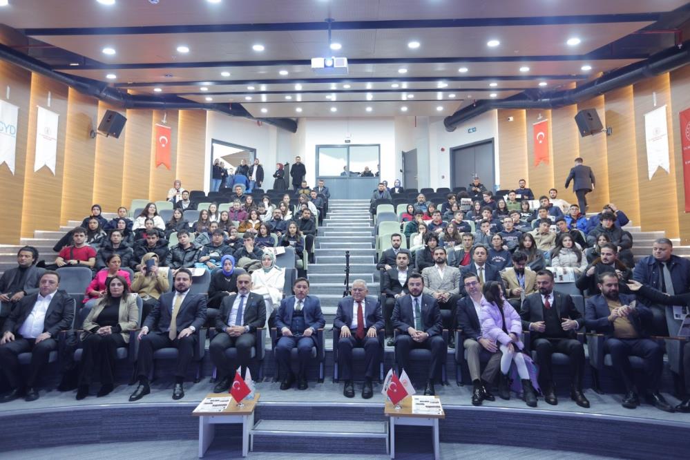 Başkan Büyükkılıç’tan genç girişimcilere tam destek