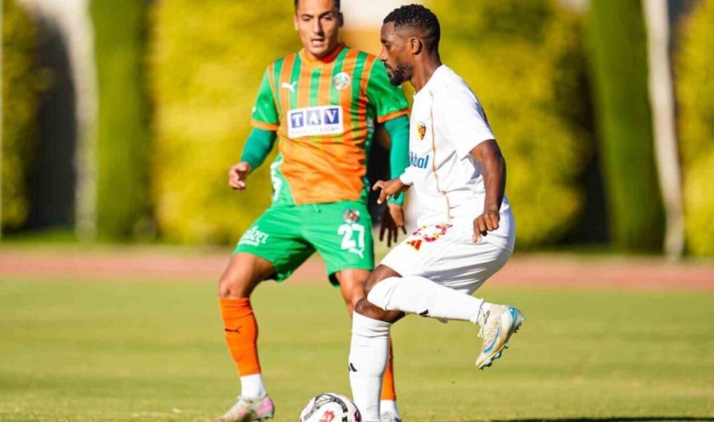 Kayserispor ile Alanyaspor 19. randevuda