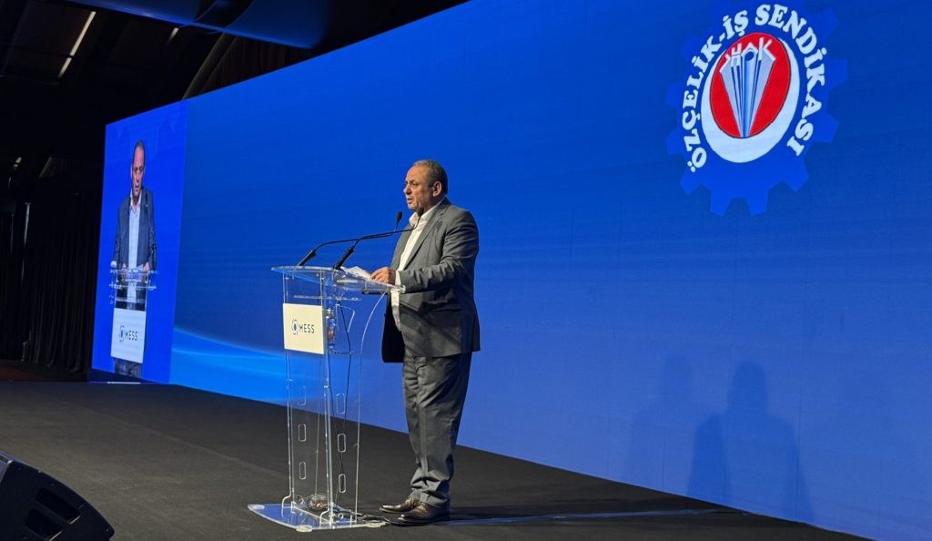Bayrak provakasyonuna, Öz Çelik-İş Sendikası Genel Başkan Yunus Değirmenci’den sert tepki