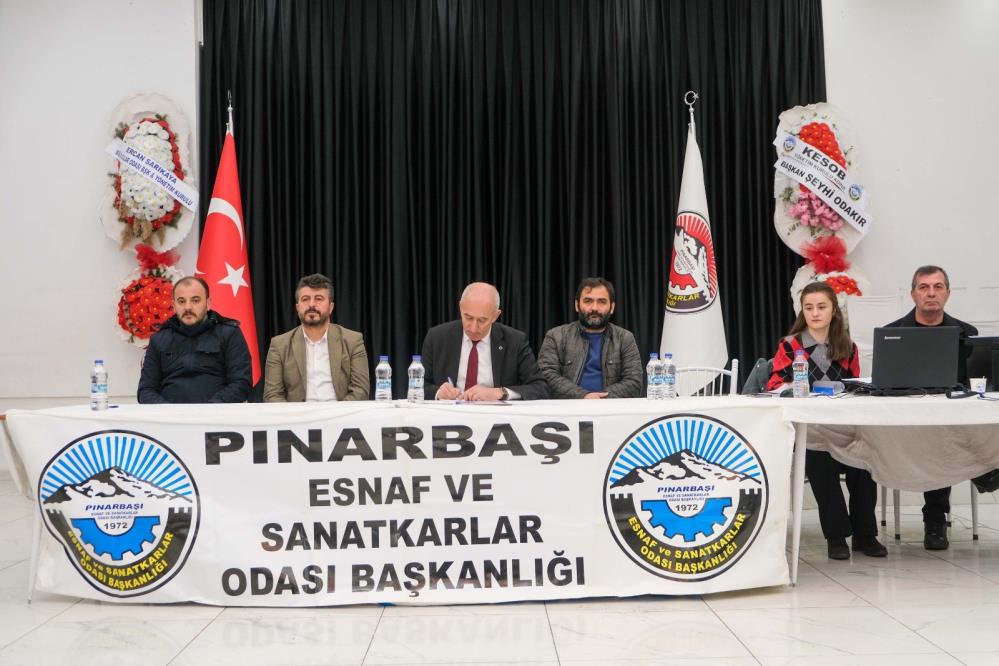 Pınarbaşı Esnaf Odası’nda üyeler Bedir’i seçti