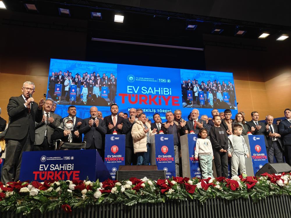 Bakan Yardımcısı Demiralp: “Ev Sahibi Türkiye sloganıyla Kayseri’de 7 bin 562 konutumuzun kura çekimini gerçekleştiriyoruz”