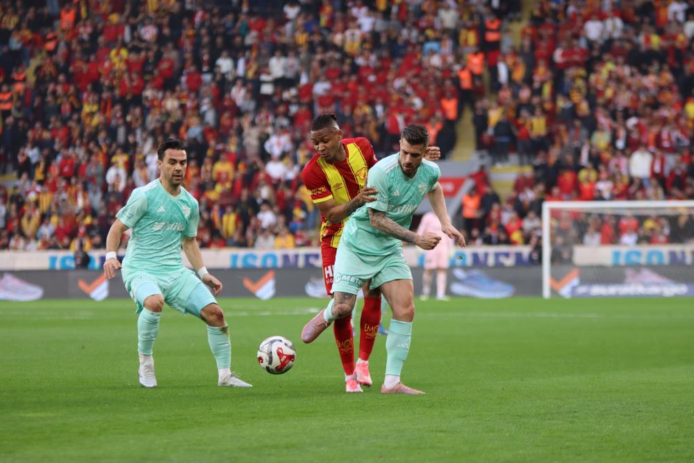 Kayserispor, Göztepe’den puanı söktü aldı