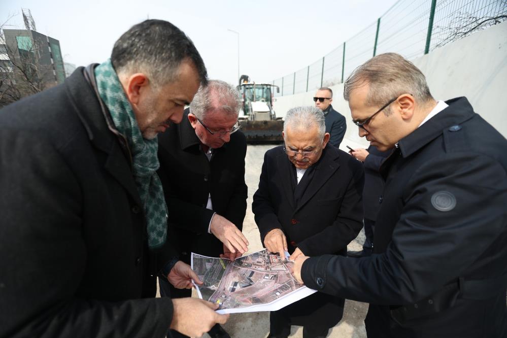 Başkan Büyükkılıç: “Kartal Kavşağı projesi, bayramdan hemen sonra başlıyor”