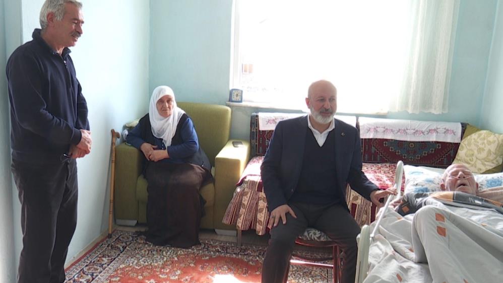 Başkan Çolakbayrakdar: “Hemşehrilerimizin gönlüne dokunmak için çalışıyoruz”