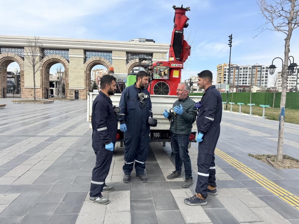 Yeşil alanlarda ilaçlama seferberliği başladı
