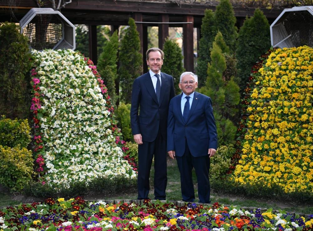 Belçika büyükelçini ağırlayan Büyükkılıç’tan AB vurgusu