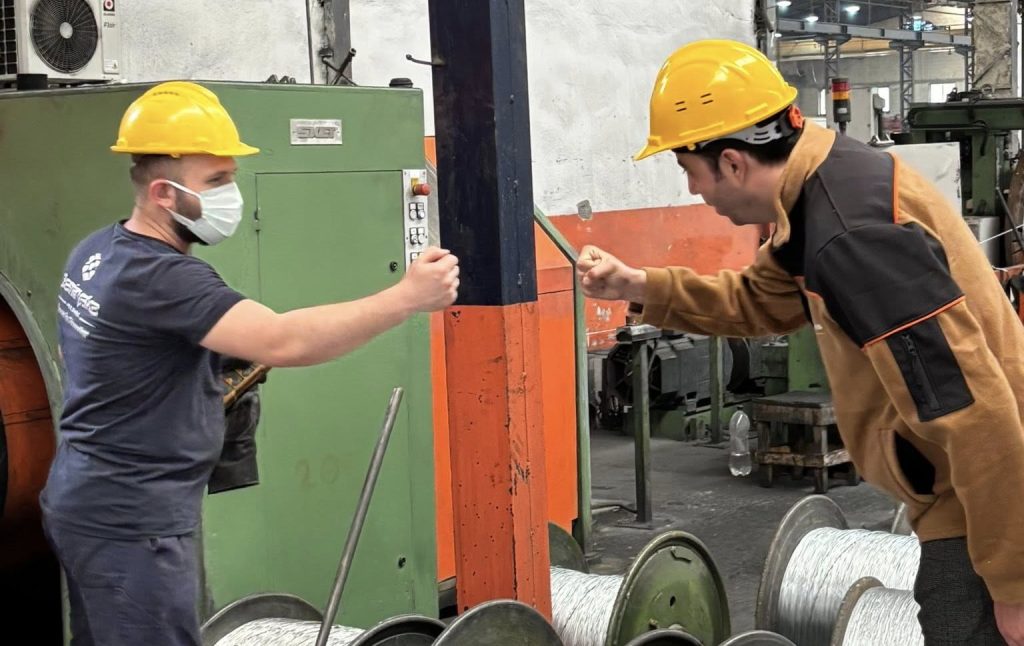 Türk Metal, Başkan Musa Erdem Solak ile üyesinin yanında