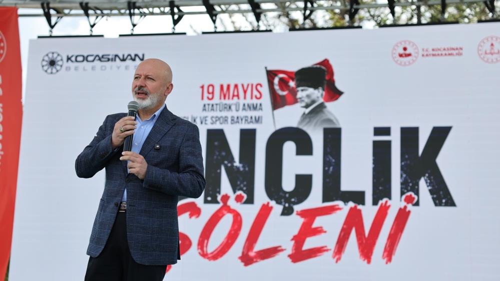 Başkan Çolakbayrakdar: “Sporla, bilimle ve sanatla güçlü bir gençlik hedefliyoruz”