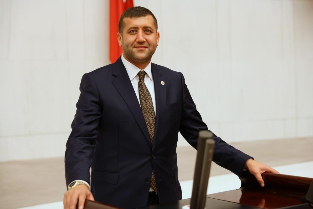 Baki Ersoy: “TMSF’nin bir lig içerisinde 2 kulübü yönetme yetkisi yok”