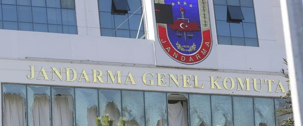 16 ildeki 16 ayrı organize suç çetesine yönelik operasyonda 198 şüpheli yakalandı