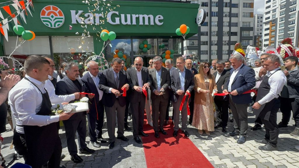 Karadeniz lezzetinin adresi Kar Gurme açıldı