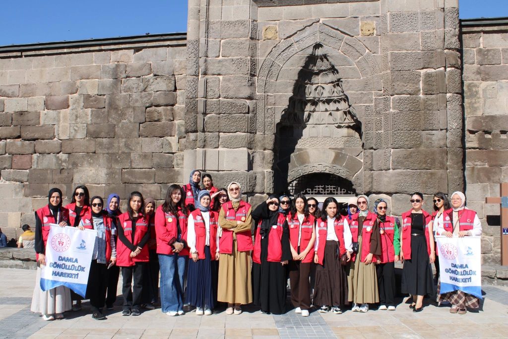 Damla Gönüllülük Hareketi Kayseri Programı Tamamlandı