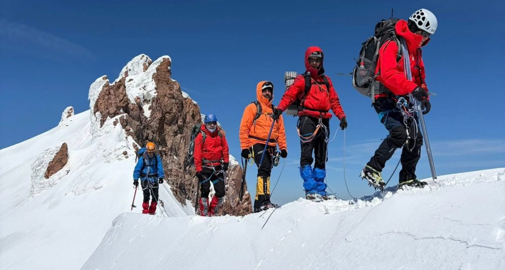 Erciyes Kuzey Buzulu Tırmanışı Başarıyla Tamamlandı