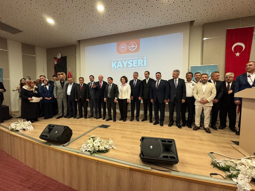 Vali Gökmen Çiçek: Bizi dünyada diğer milletlerden ayrı kılan bir şey varsa o da ailedir