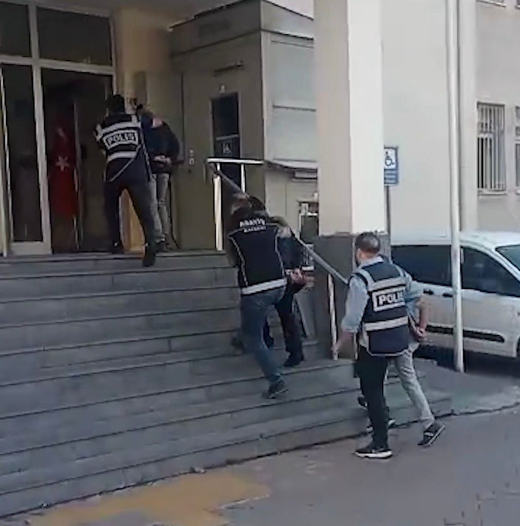 Kayseri’de kasten öldürme suçundan aranan 3 hükümlü yakalandı