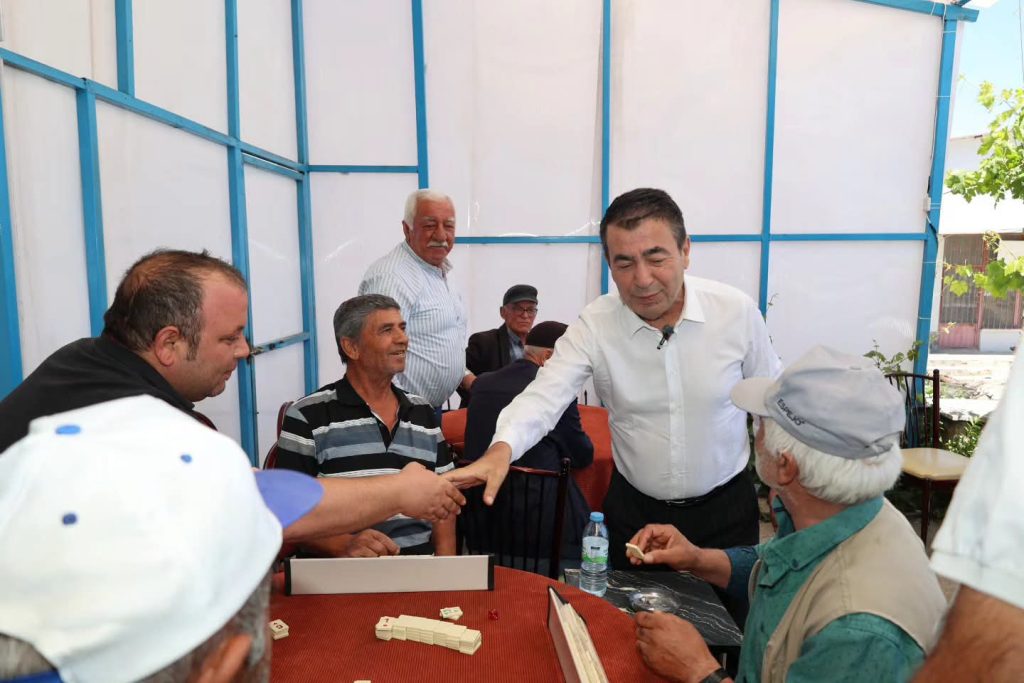 Başkan Metin, Tuzhisar Mahallesi’nde Vatandaşlarla Buluştu