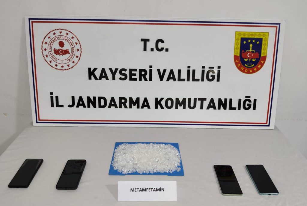 Kayseri’de uyuşturucu operasyonu: 4 gözaltı