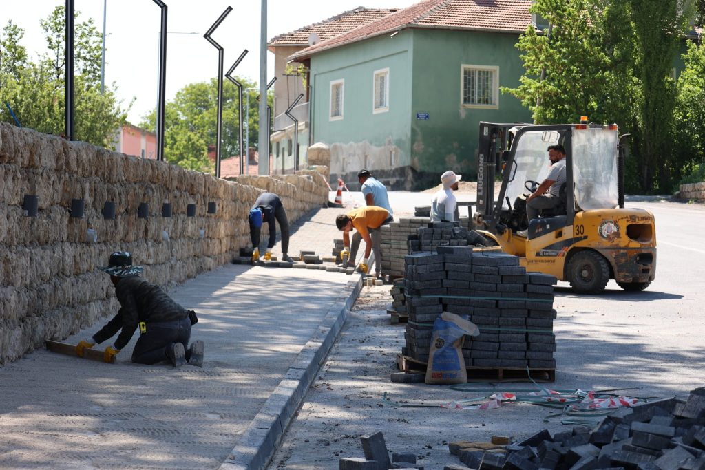 Bünyan Cam Teraslar Projesinde Çalışmalar Sürüyor