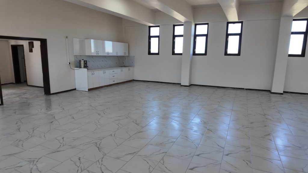 Kırsala Büyükşehir Dokunuşu Sürüyor: Pınarbaşı İlçesi Kaynar Mahallesi Taziye Evi Yenilendi