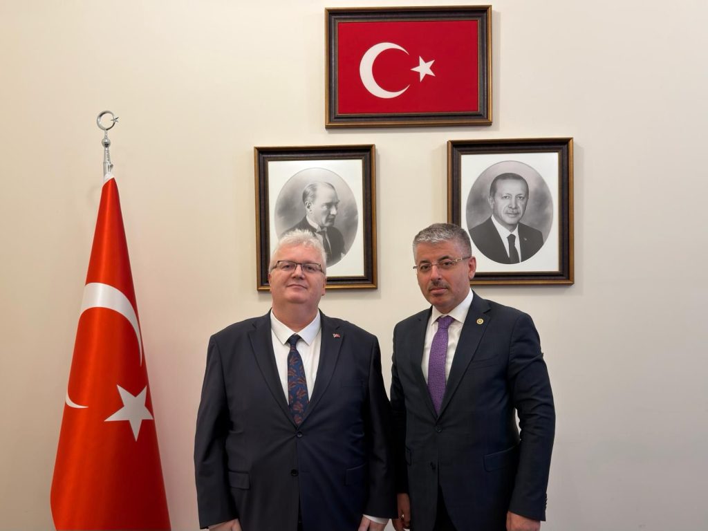 Çopuroğlu, Şehir Hastanesinde iletilen talepleri Sağlık Bakan Yardımcısına aktardı