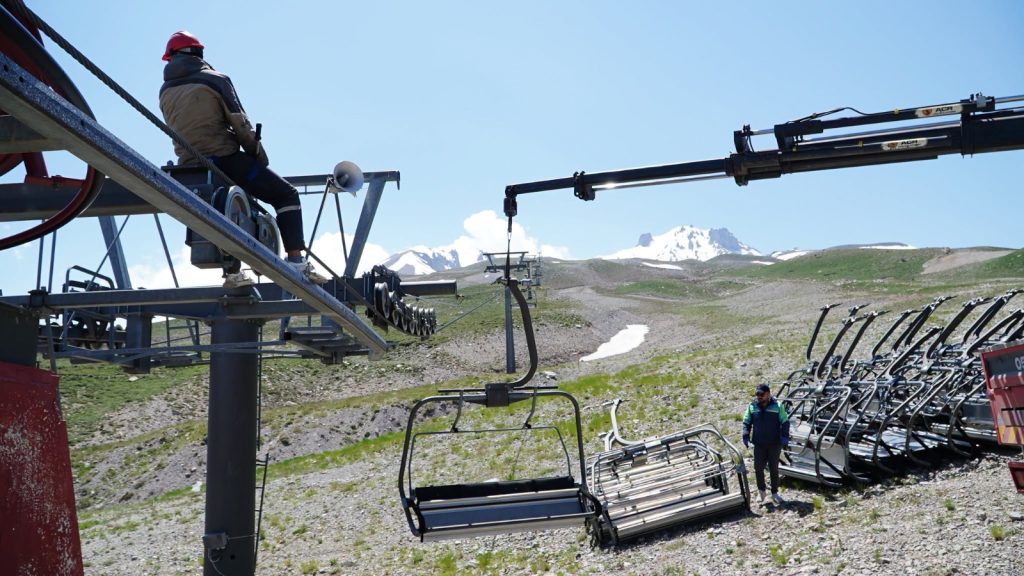 Erciyes Kayak Merkezi yeni sezona hazırlanıyor