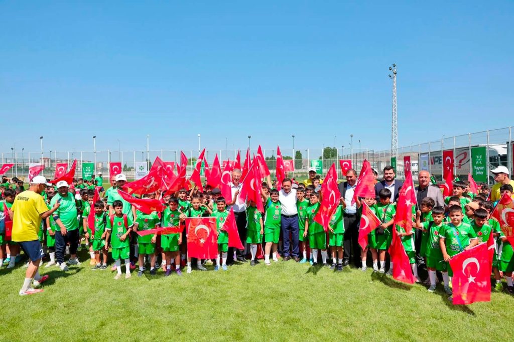 Kayseri Şeker’in 14’üncü yaz okulu başladı