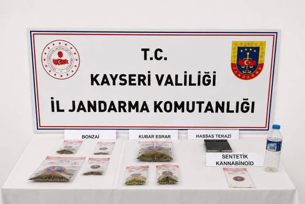 Kayseri’de uyuşturucu operasyonu: 2 gözaltı